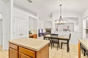 5824 Twilight Dr, Grand Prairie, TX 75052 - Photo 11