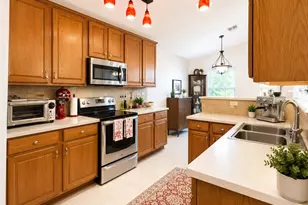 8323 Brigalow St, Arlington, TX 76002 - Photo 3