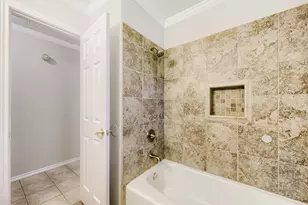 10104 Stoneleigh Dr, Benbrook, TX 76126 - Photo 23