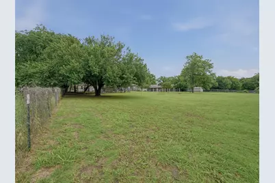 513 W Water Street, Weatherford, TX 76086 - Photo 29