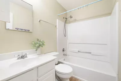 905 Valleybrook Drive, Lewisville, TX 75067 - Photo 21