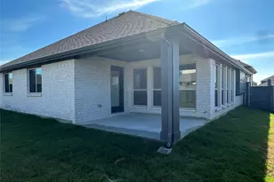 805 Twisted Leaf Ln, Little Elm, TX 76227 - Photo 15