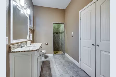 820 W 8th Street, Dallas, TX 75208 - Photo 13