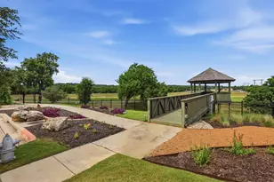 527 Trail Rider Rd, Fort Worth, TX 76114 - Photo 35