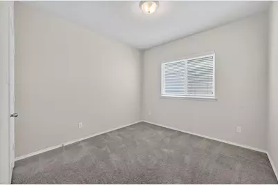 1629 Hinckley Avenue, Providence Village, TX 76227 - Photo 33