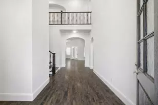 8714 Happy Hollow Dr, Frisco, TX 75034 - Photo 3