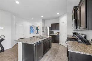 9705 Snowbell Ln, Fort Worth, TX 76036 - Photo 7