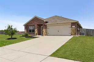 9705 Snowbell Ln, Fort Worth, TX 76036 - Photo 3