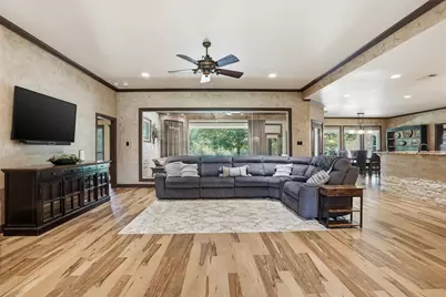 9310 Bellechase Road, Granbury, TX 76049 - Photo 5