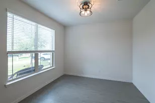 10201 Claire Creek Rd, Fort Worth, TX 76126 - Photo 23