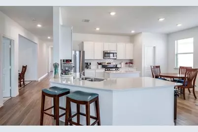 8424 Gray Squirrel Lane, McKinney, TX 75071 - Photo 5