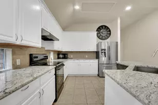 629 Rosarita Rd, Arlington, TX 76002 - Photo 17