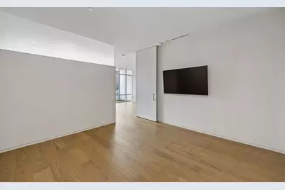 2430 Victory Park Lane #1906, Dallas, TX 75219 - Photo 15