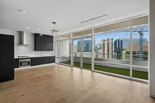 2430 Victory Park Ln, Dallas, TX 75219 - Photo 1