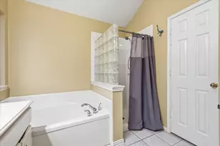 1548 Shannon Dr, Lewisville, TX 75077 - Photo 25
