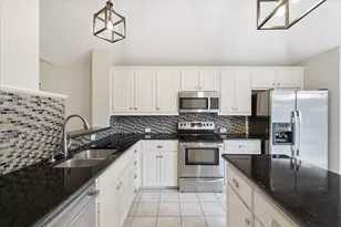 1548 Shannon Dr, Lewisville, TX 75077 - Photo 15