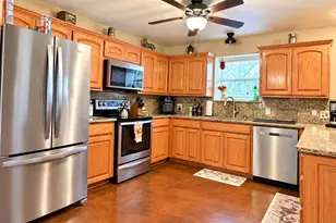 835 Wood Hollow Dr, Weatherford, TX 76087 - Photo 11