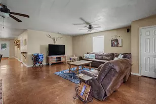835 Wood Hollow Dr, Weatherford, TX 76087 - Photo 5