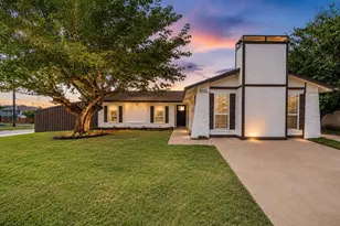 5202 Chestnut Pl, Garland, TX 75043 - Photo 1