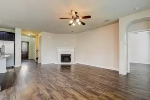 613 Cypress Hill Dr, Little Elm, TX 75068 - Photo 5