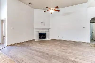 6612 Friendsway Drive, Fort Worth, TX 76137 - Photo 3