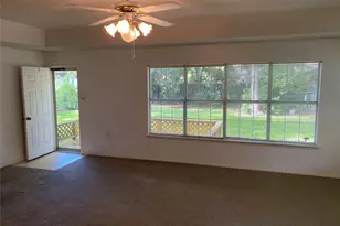 623 Club Oak Dr, River Oaks, TX 76114 - Photo 9