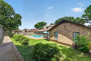 3412 Jones Ct, Bedford, TX 76021 - Photo 33