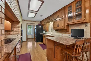 3412 Jones Ct, Bedford, TX 76021 - Photo 11