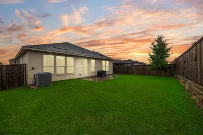 2520 Walker Avenue, Aubrey, TX 76227 - Photo 13