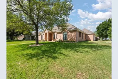 700 Brandon Drive, Cleburne, TX 76033 - Photo 13