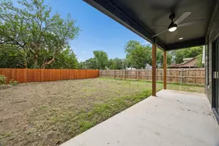 3708 Hammerly Dr, Dallas, TX 75212 - Photo 39