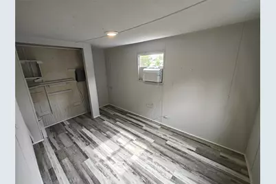 411 E Locust Street, Whitewright, TX 75491 - Photo 3