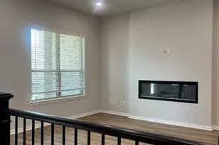 8119 Challenger Ln, Frisco, TX 75034 - Photo 3