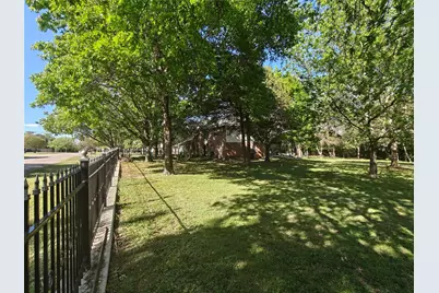 5210 Cliff Haven Drive, Dallas, TX 75236 - Photo 39