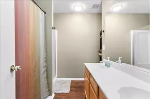 520 Hollyberry Dr, Mansfield, TX 76063 - Photo 13