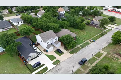 1713 E Tucker Street, Fort Worth, TX 76104 - Photo 9