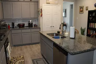 217 Foreman Dr, Midlothian, TX 76065 - Photo 11