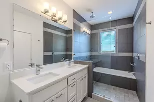 6270 Oram St, Dallas, TX 75214 - Photo 25