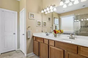 8410 Lexington Ct, Rowlett, TX 75089 - Photo 15