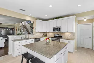 8410 Lexington Ct, Rowlett, TX 75089 - Photo 7