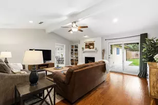 1809 Greenway Dr, Plano, TX 75075 - Photo 11
