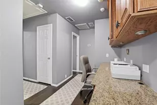 2455 Whispering Breeze Dr, Grand Prairie, TX 75050 - Photo 23