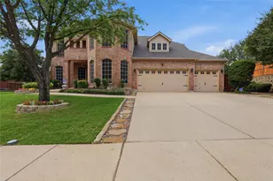 2455 Whispering Breeze Dr, Grand Prairie, TX 75050 - Photo 1