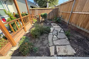 13632 Flagstone Ln, Dallas, TX 75240 - Photo 17