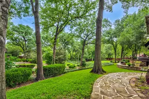 3905 Rothschild Dr, Flower Mound, TX 75022 - Photo 9