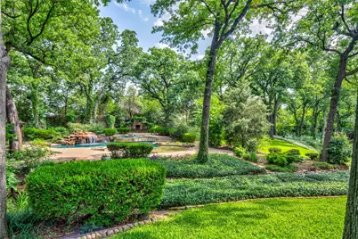 3905 Rothschild Drive, Flower Mound, TX 75022 - Photo 7