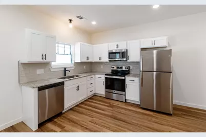 1139 Kings Highway #103, Dallas, TX 75208 - Photo 5