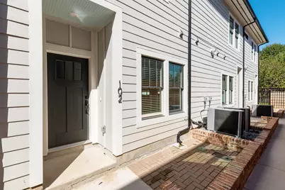 1139 Kings Highway #103, Dallas, TX 75208 - Photo 3