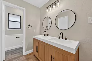 2515 Avonhill Dr, Arlington, TX 76015 - Photo 19