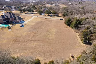 2413 Plantation Drive N, Burleson, TX 76028 - Photo 11